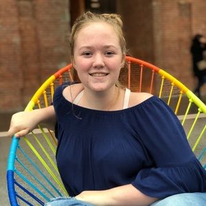 Meet your Posher, Jessica